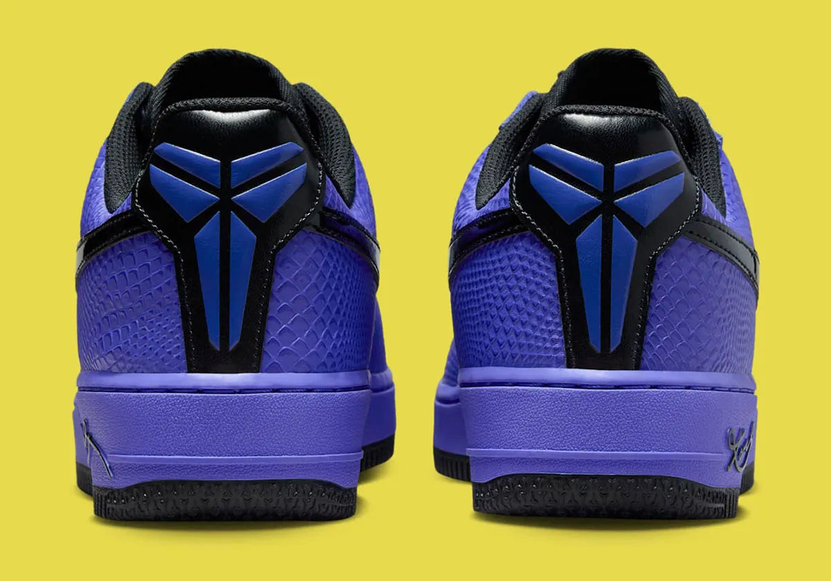 Baskets Nike Air Force 1 Low Protro, Kobe Bryant x FC Barcelona, Persian Violet, édition limitée de collection, vue de de derrière du talon