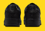 Sneakers Nike Air Force 1 Low Kobe Bryant Forever Black noires en cuir premium avec détails hommage et amorti Air iconique