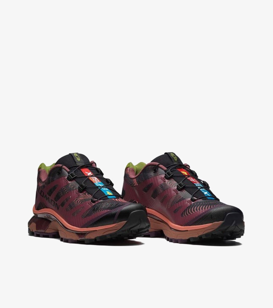 Chaussures trail course salomon foncé rouge et noir confortable 