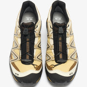 Salomon XT-Quest Gore-Tex Sahara Sun White Pepper L49148800 en tons beige sable avec membrane GORE-TEX, Quicklace™ et semelle technique.