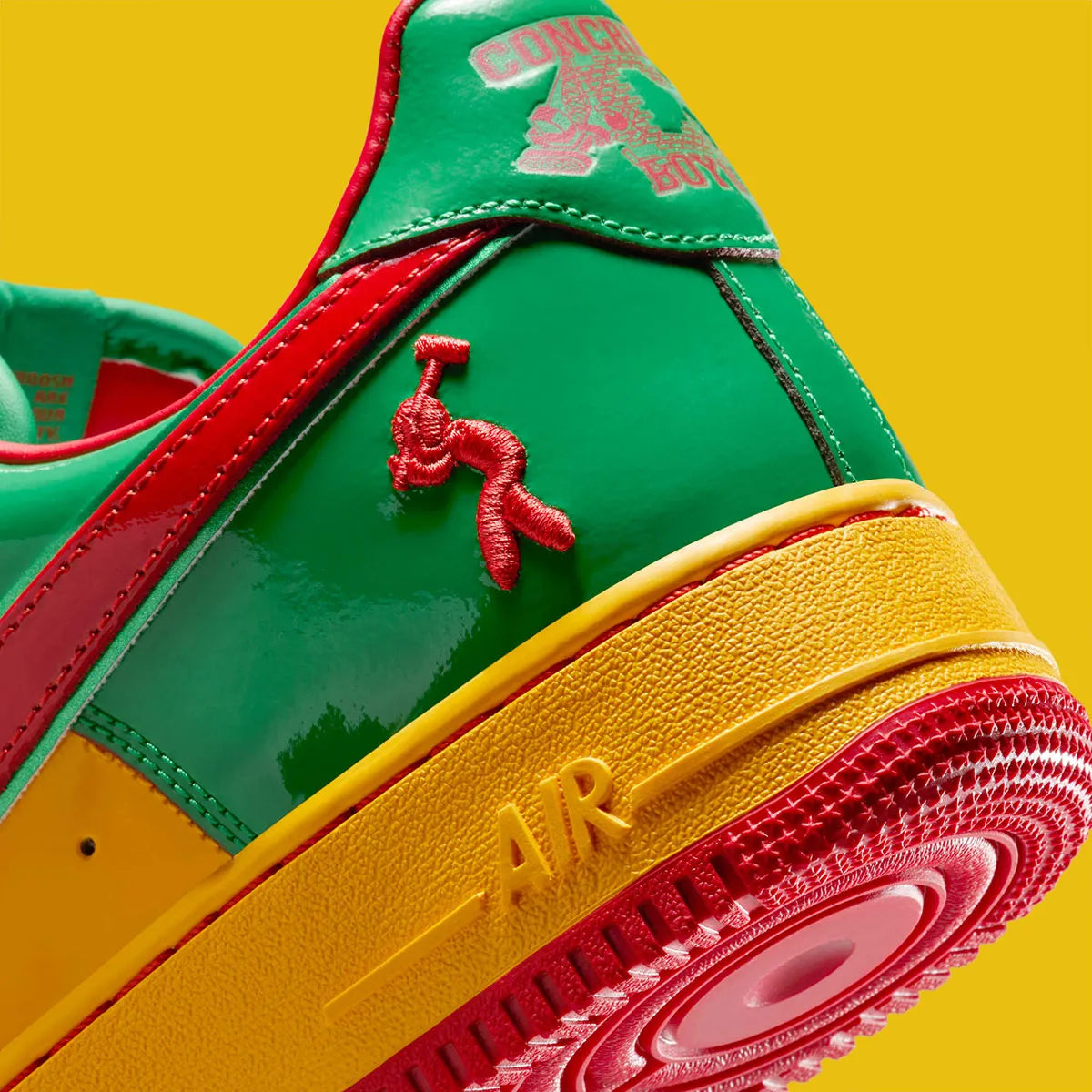 chaussure de ville air force 1 lil yachty coloré été, vert, jaune, rouge, semelle confortable, vue de coté