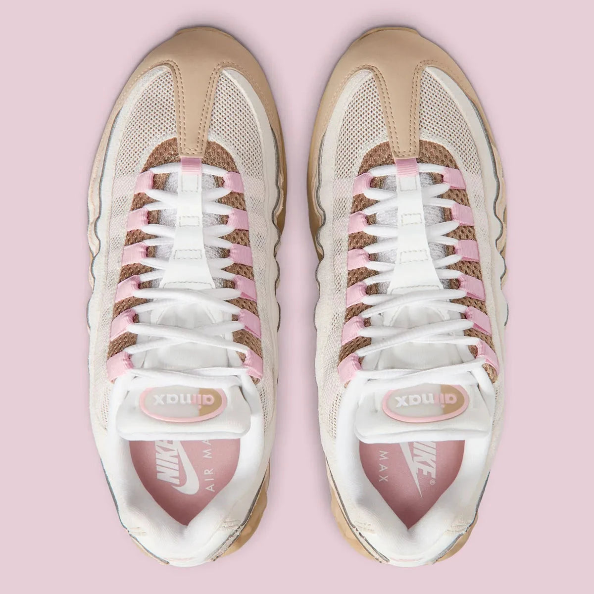 Sneakers Nike Air Max 95 OG Big Bubble Linen en mesh et suède beige avec unités Air visibles surdimensionnées et design ondulé iconique.Vue de haut 