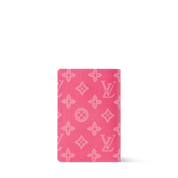 Louis Vuitton Passport Cover, porte-passeport marron en toile Monogram avec motif LV, intérieur en cuir et compartiments pour cartes.