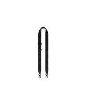 Louis Vuitton Keepall Bandoulière 25 Monogram Embossed Black en cuir de veau grainé embossé Monogram noir avec poignées roulées, bandoulière amovible, fermeture zippée et finitions métalliques.