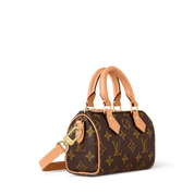 Louis Vuitton Nano Speedy Monogram Canvas Brown, mini sac marron en toile Monogram avec poignées en cuir et bandoulière ajustable.