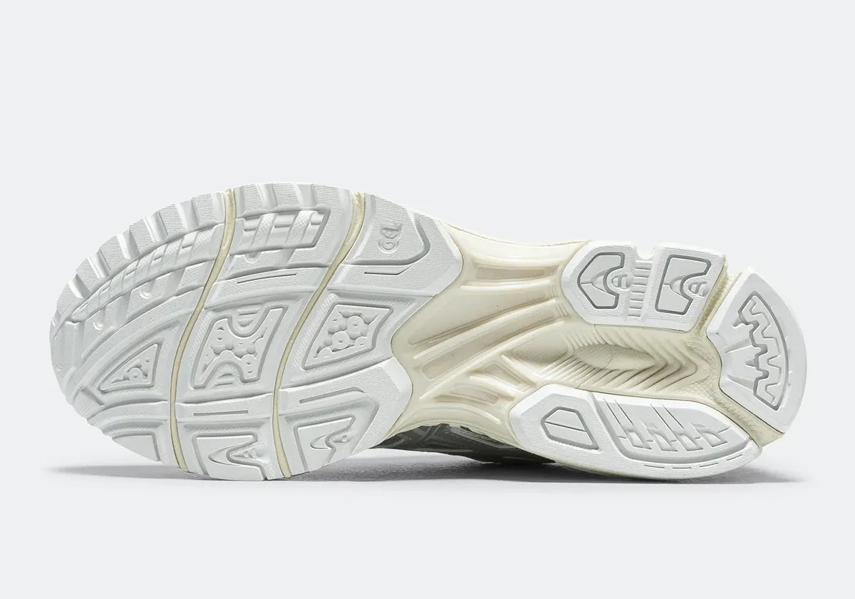 ASICS Gel-Nimbus 10.1 Min-Nano – collaboration exclusive avec le shop tokyoïte