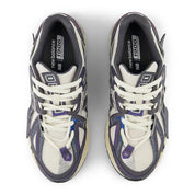 New Balance 1906A Inkwell Sea Salt