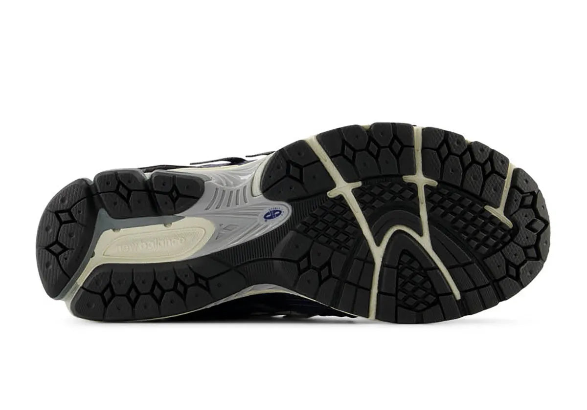 New Balance 1906A Inkwell Sea Salt
