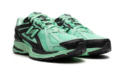 New Balance 1906R size? Exclusive Green Black