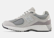 New Balance 2002r gore tex​ vu de côté