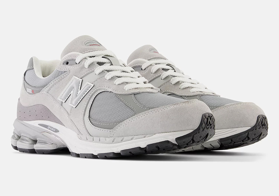 New Balance 2002R Gore-Tex Concrete