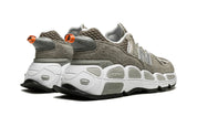 New Balance 574 YURT
Salehe Bembury Shark Skin