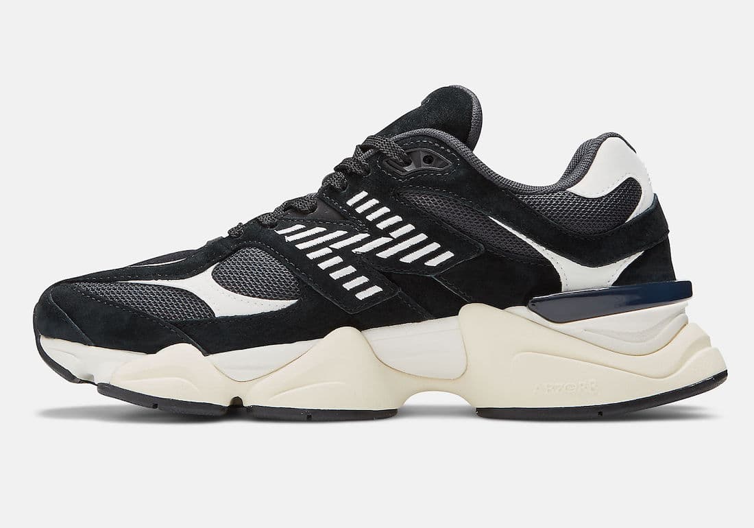 New balance 9060 black white vu de côté