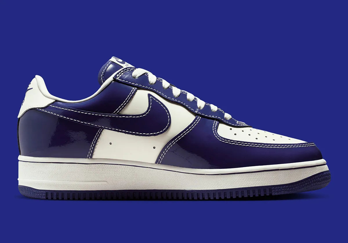 Nike Air Force 1 Low NIGO Last Orgy 2 en cuir premium avec détails exclusifs japonais et semelle Nike Air collector. vue de profil intérieur