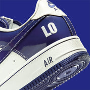 Nike Air Force 1 Low NIGO Last Orgy 2 en cuir premium avec détails exclusifs japonais et semelle Nike Air collector. zoom arrière de la chaussure