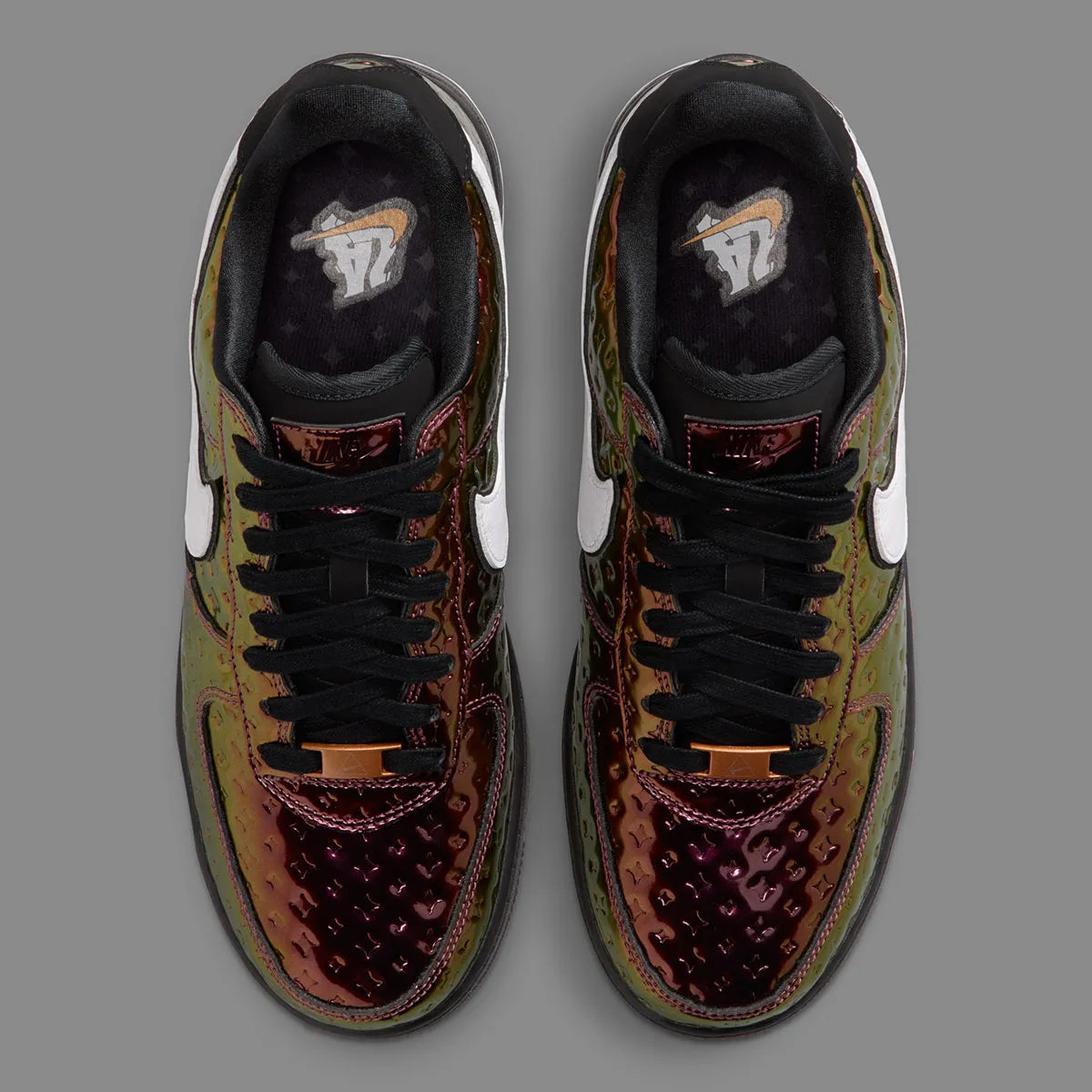 Nike Air Force 1 Low PRM NBA All-Star Weekend 2026 en cuir premium avec détails inspirés NBA, coloris dynamique et amorti Air encapsulé. vue de dessus