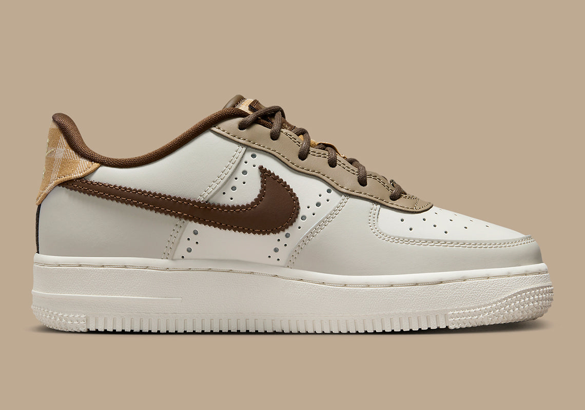 Nike Air Force Low LV8 Brogue Sail - Main Image