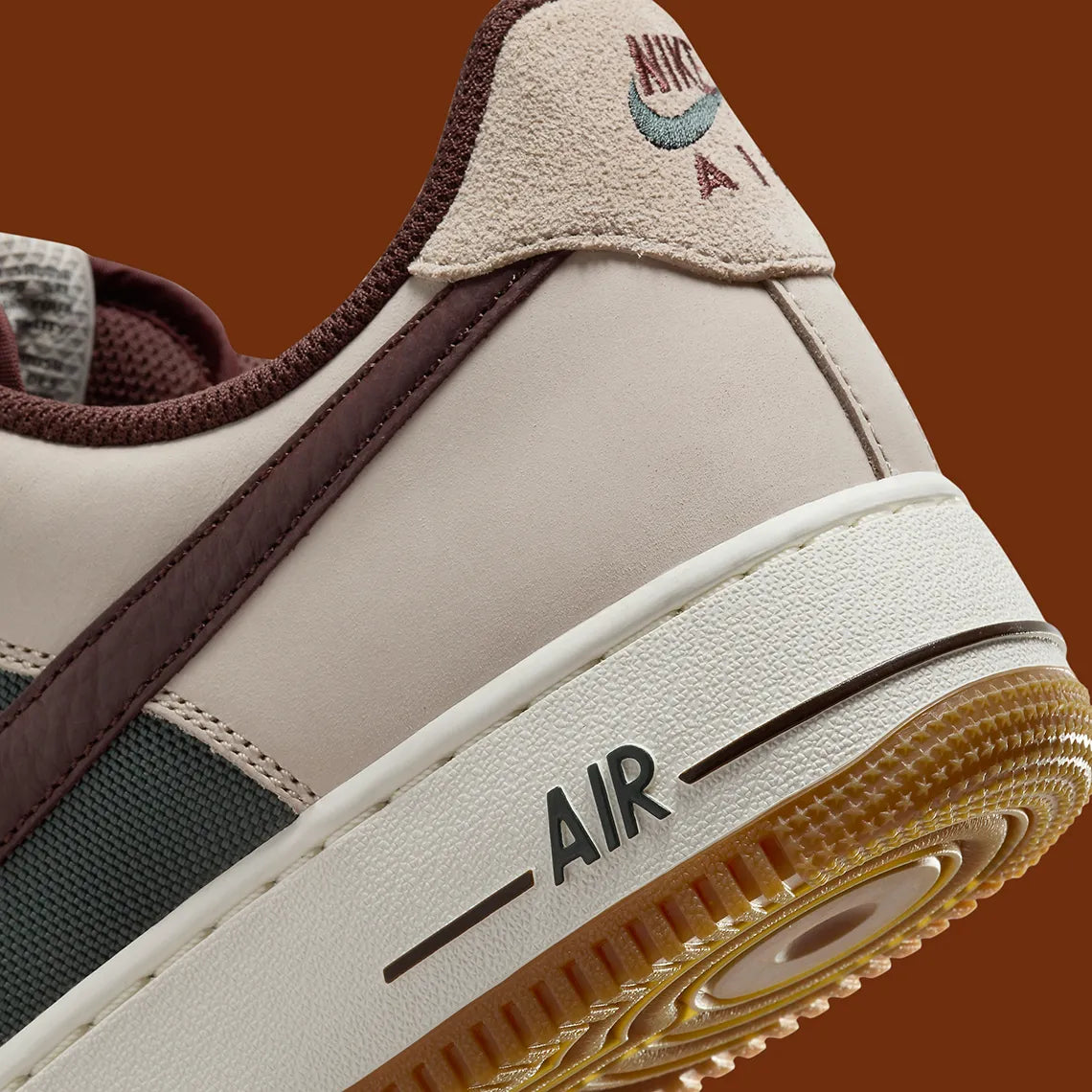 Nike Air Force 1 Low 07 Cream Vintage Green