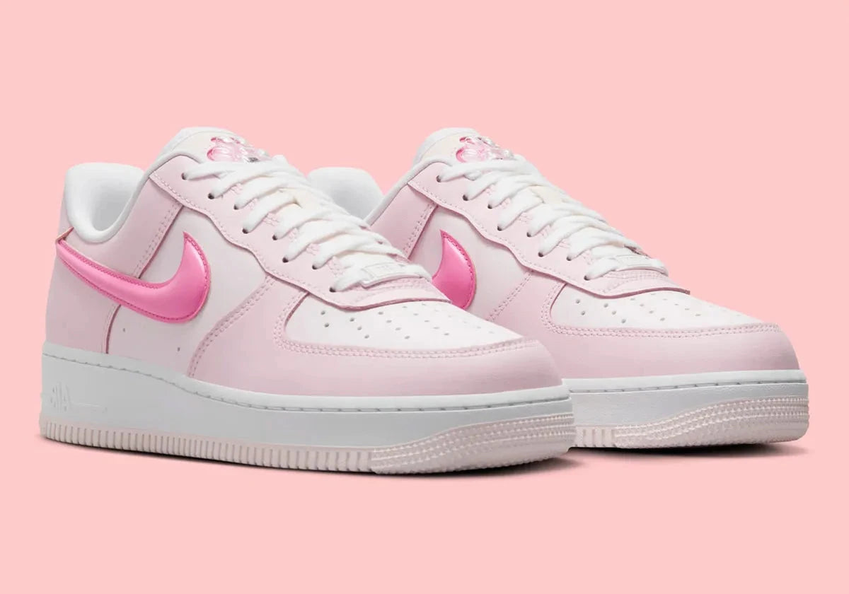 Nike Air Force 1 07 LX Pearl Pink Paw Print