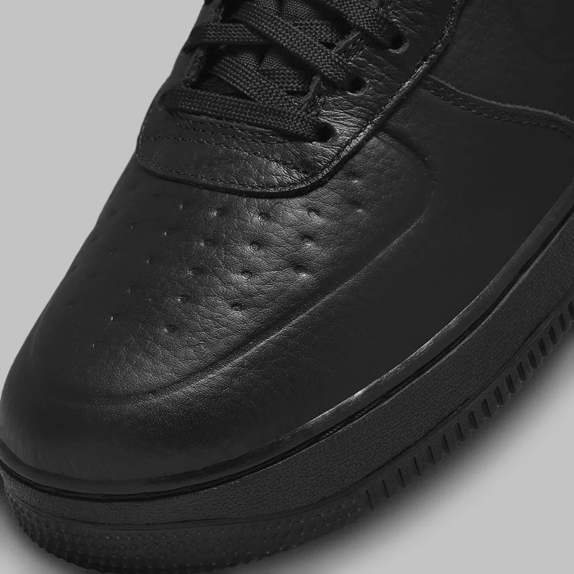 Nike Air Force 1 Low 07 Pro Tech Waterproof Triple Black