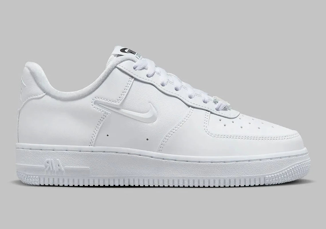Nike Air Force 1 Low '07 SE Just Do It Triple White – GlobalSneakers