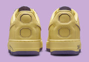 chaussure de rue air force 1 kobe mamba mentality jaune et magenta semelle confortable , vu de derrière