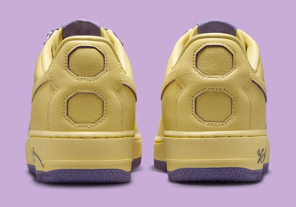 chaussure de rue air force 1 kobe mamba mentality jaune et magenta semelle confortable , vu de derrière