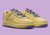 chaussure de rue air force 1 kobe mamba mentality jaune et magenta semelle confortable , vu de 3/4