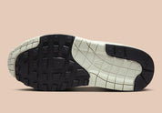 Air Max 1 hangul day vu de dessous
