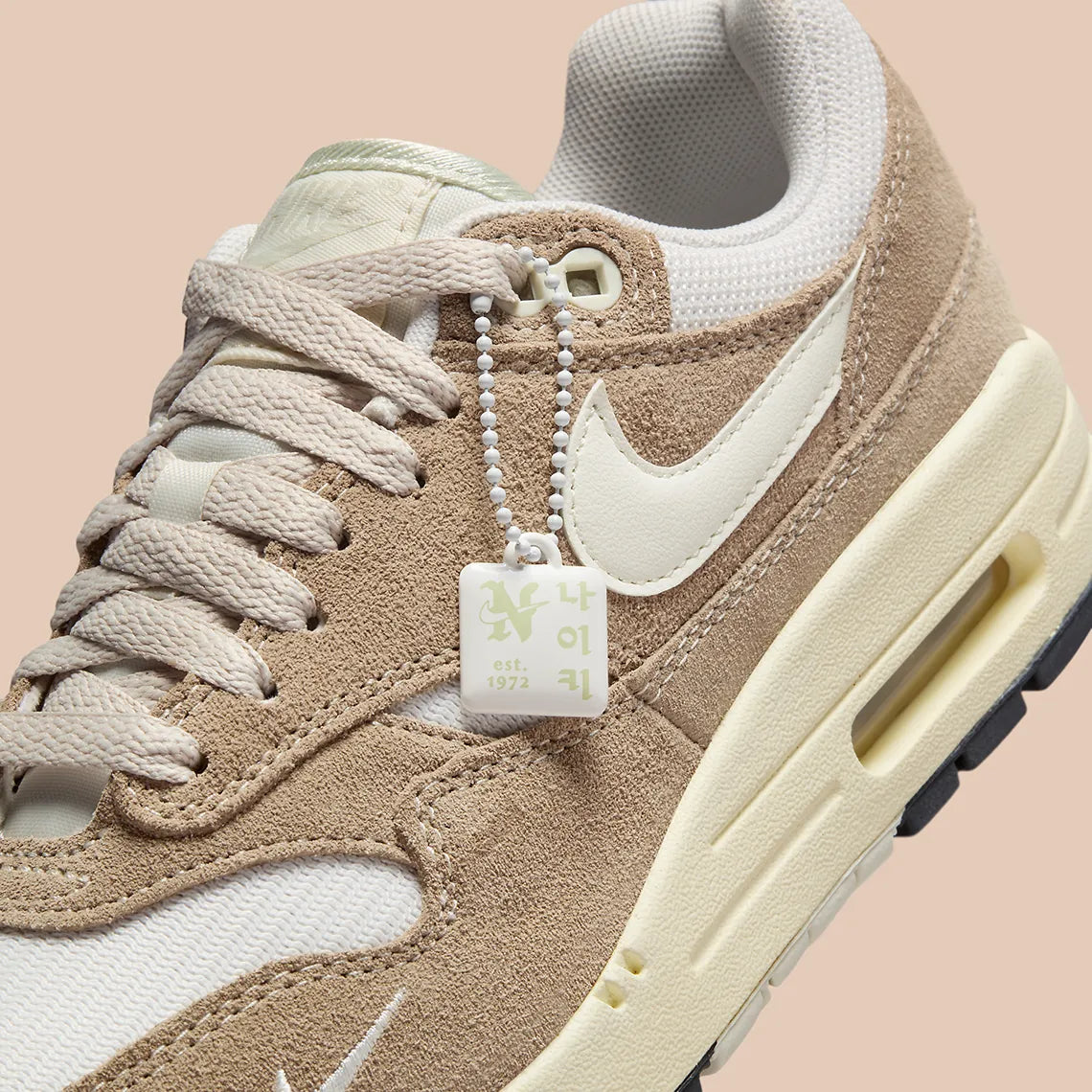 Air Max 1 hangul day