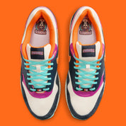Nike Air Max 1 Padres City Connect 2026 marron et beige en mesh et suède avec semelle Air visible et détails baseball exclusifs. vue de dessus