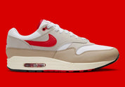 Nike Air Max 1 Since '72, sneaker Nike Air Max 1 inspirée de l'héritage de Nike depuis 1972 avec amorti Nike Air visible et finitions premium.