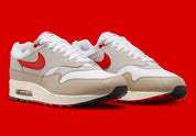 Nike Air Max 1 Since '72, sneaker Nike Air Max 1 inspirée de l'héritage de Nike depuis 1972 avec amorti Nike Air visible et finitions premium.