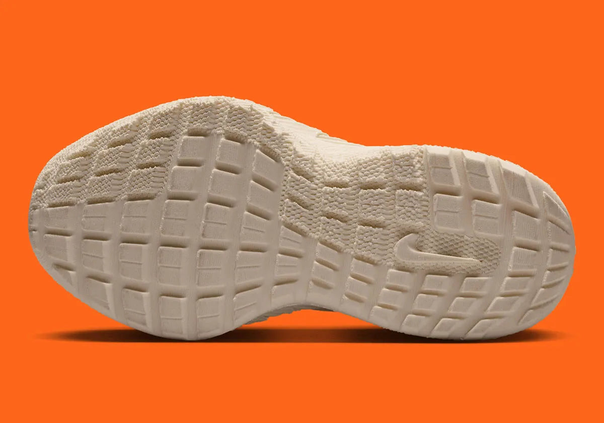 air max 1000, chaussure imprimée en 3D, chaussure beige, confortable, vue de coté dessous
