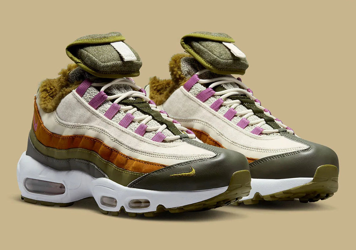 Nike Air Max 95 N7 2023 kaki, marron et écrue avec panneaux multicouches, pochette amovible sur la languette et détails rose Light Bordeaux.