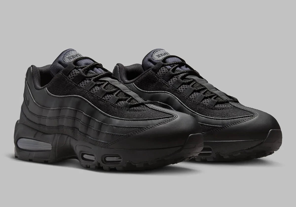 Sneakers Nike Air Max 95 OG Big Bubble en Black Patent avec mesh respirant, cuir premium et amorti Air Max maximal.Vue de profil