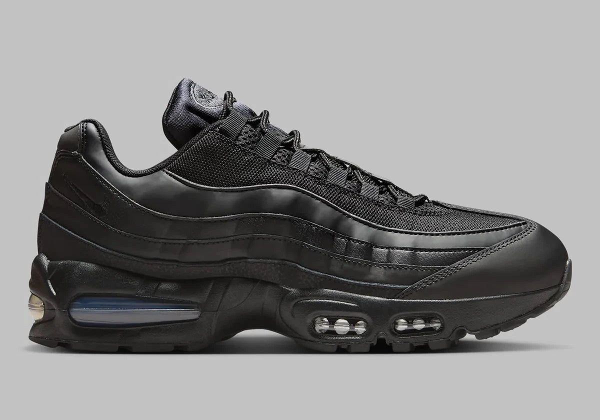 Sneakers Nike Air Max 95 OG Big Bubble en Black Patent avec mesh respirant, cuir premium et amorti Air Max maximal.Vue de coté 