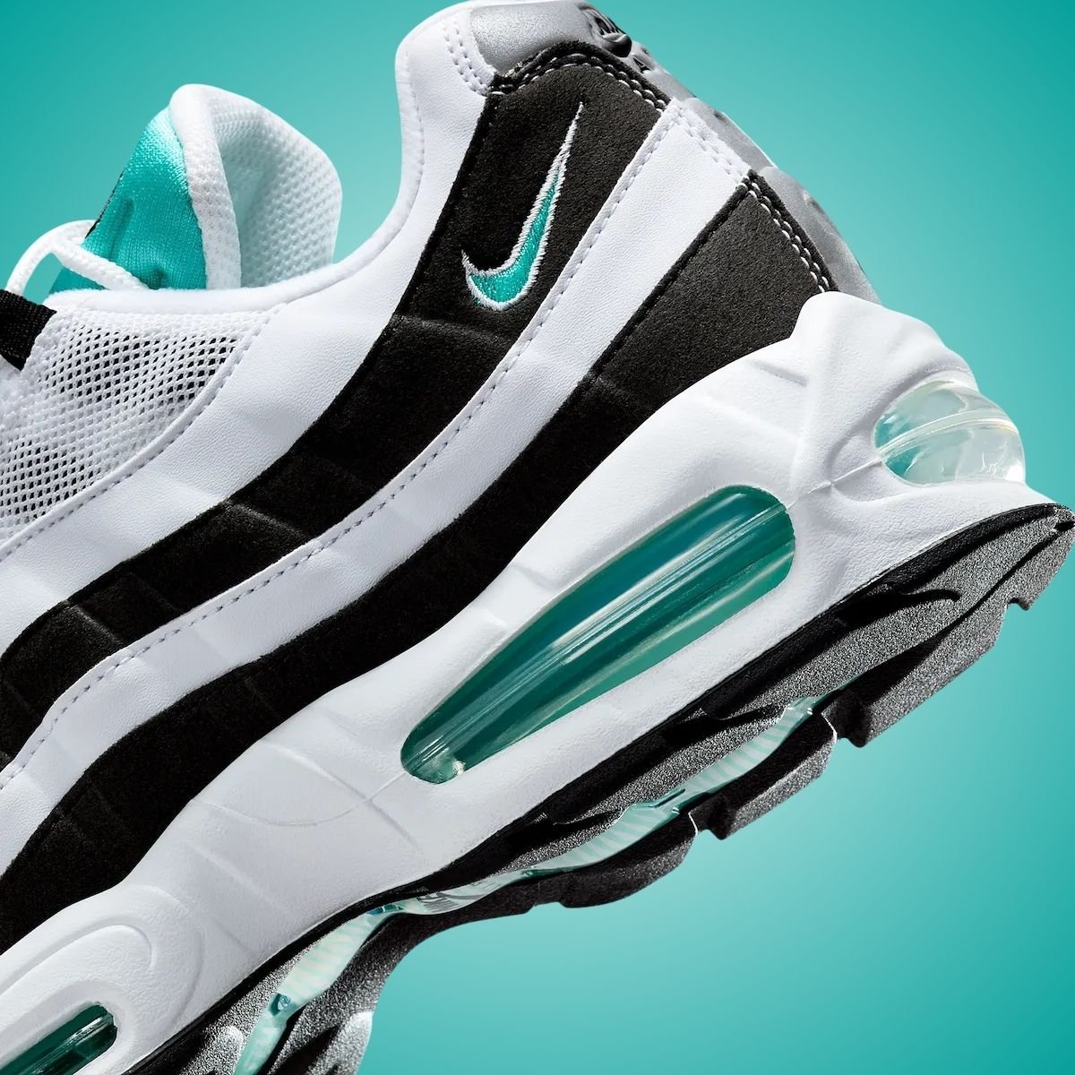 Sneakers Nike Air Max 95 OG Big Bubble noires avec contour Black Border en mesh et matières premium avec amorti Air Max visible. Zoom avant 