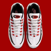 Nike Air Max 95 Comet Red IB7862-100, sneaker blanche et grise avec détails rouge Comet, panneaux ondulés et unité Max Air Big Bubble.