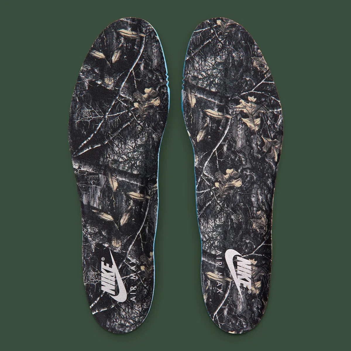 Sneaker technique au design outdoor premium, la Salomon XT-6 Walnut Huckleberry associe amorti performant, stabilité avancée et adhérence Contagrip pour un style fonctionnel ultra contemporain.