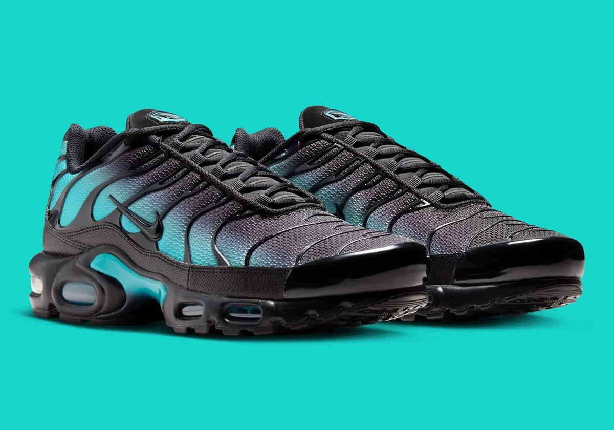 air max plus tn bleu noir aurora green