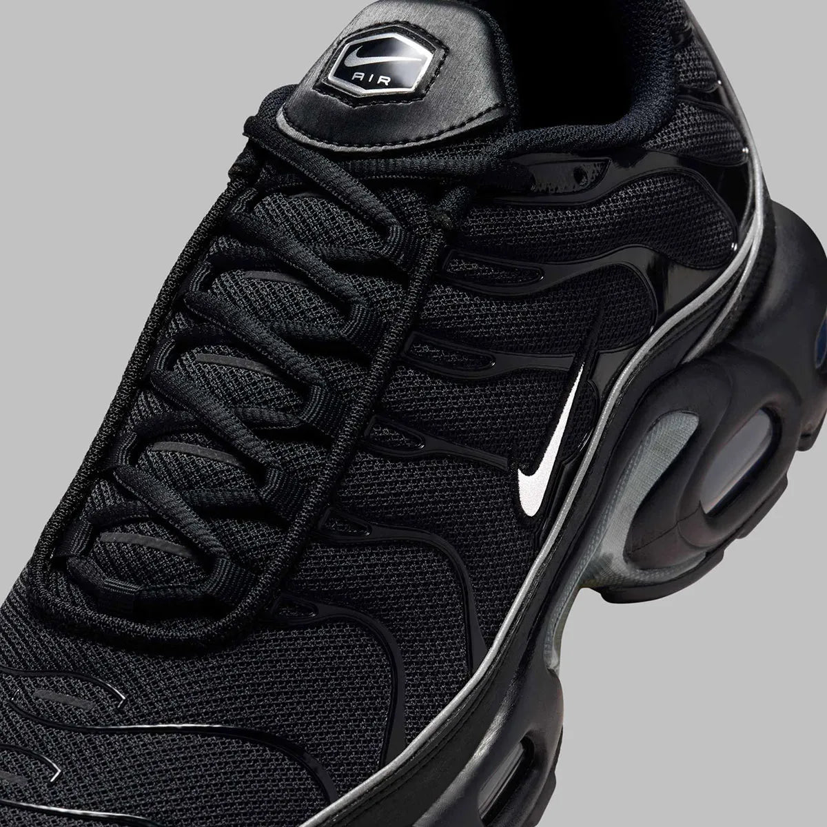 Chaussures Nike Air Max Plus OG Black Reflective – édition sobre avec finitions réfléchissantes
