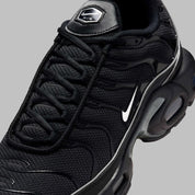 Chaussures Nike Air Max Plus OG Black Reflective – édition sobre avec finitions réfléchissantes
