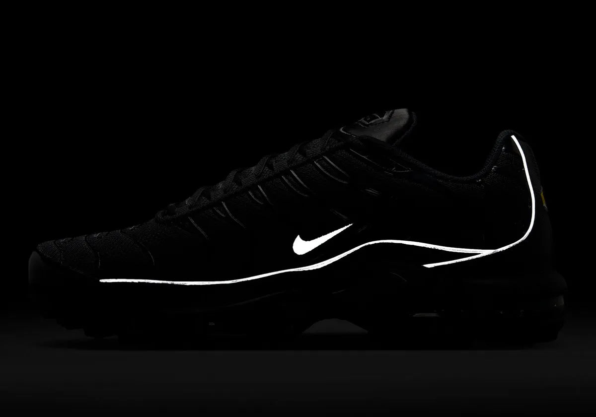 Chaussures Nike Air Max Plus OG Black Reflective – édition sobre avec finitions réfléchissantes