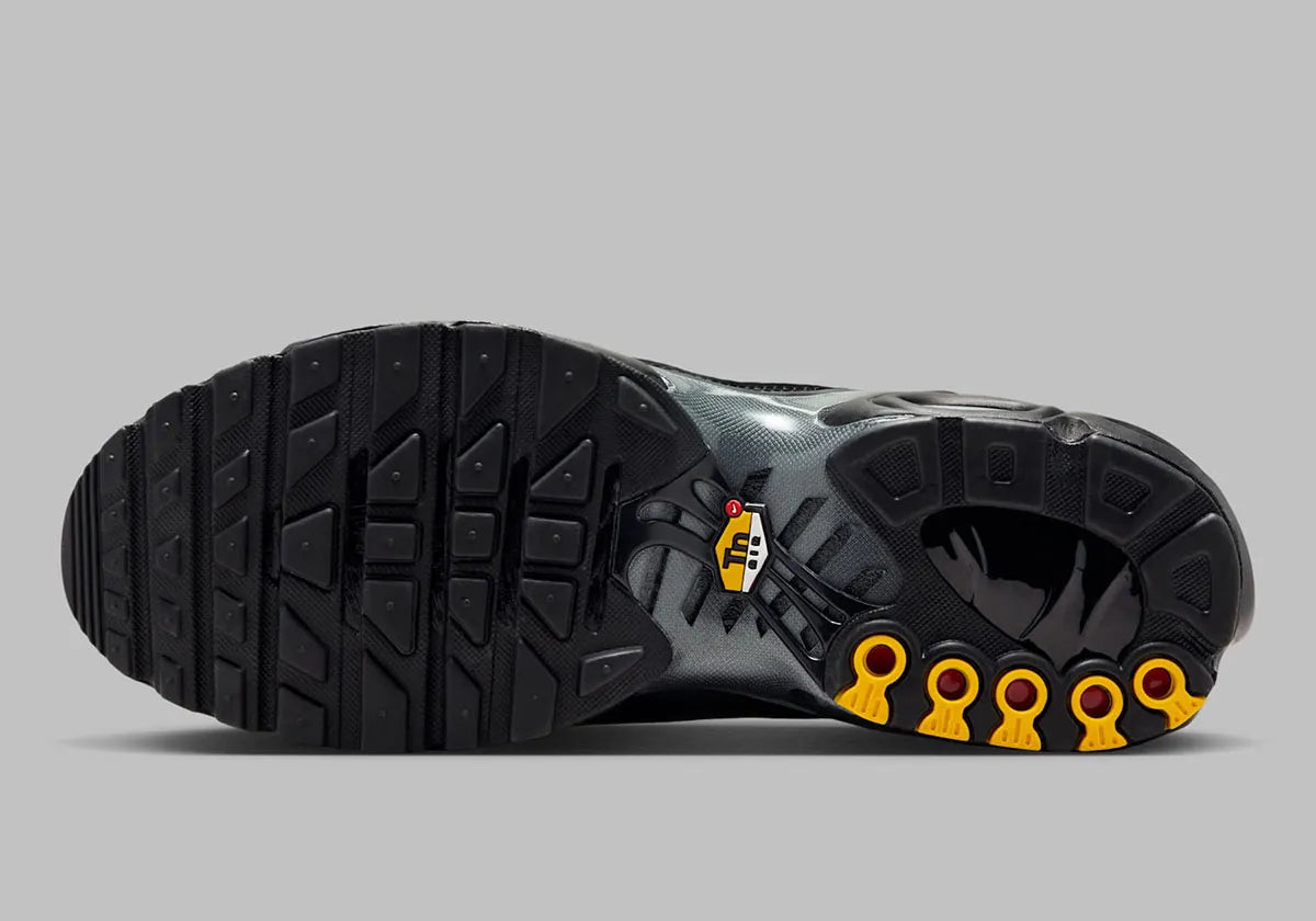 Chaussures Nike Air Max Plus OG Black Reflective – édition sobre avec finitions réfléchissantes