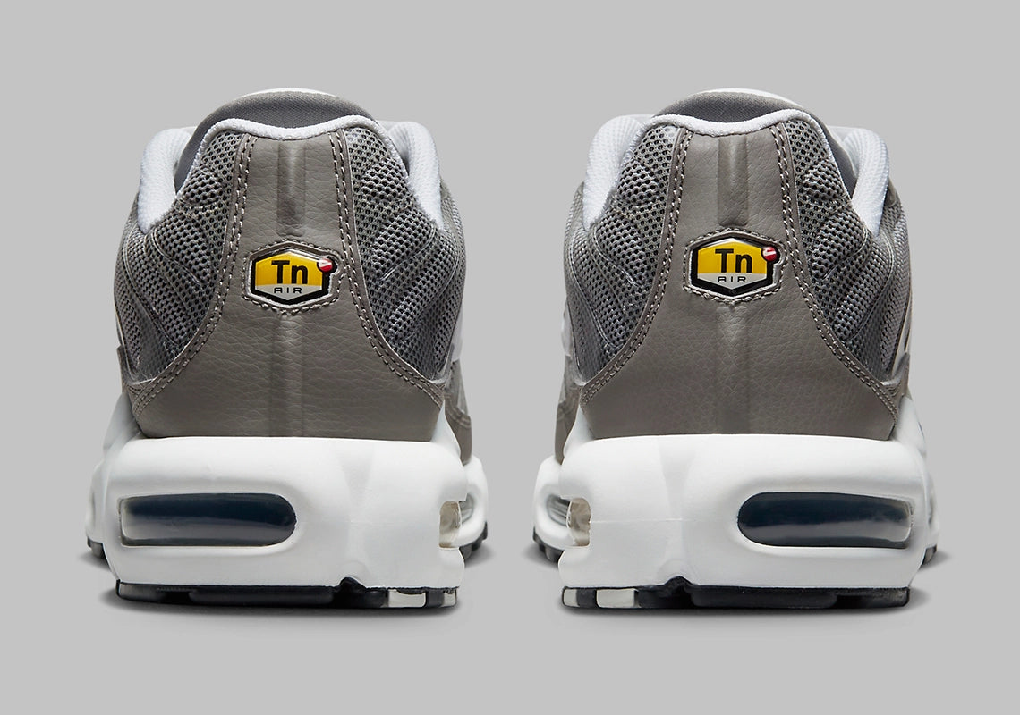 Nike Air Max Plus Flat Pewter