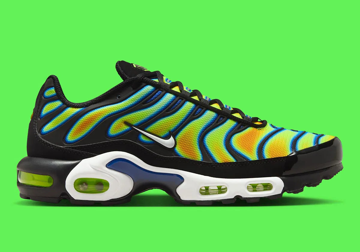 Nike Air Max Plus Heat Map, sneaker TN jaune, verte et bleue avec effet thermique, renforts noirs et unités Air visibles.