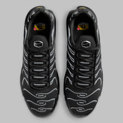 Sneakers Nike Air Max Plus Premium noires avec détails Reflective Silver en mesh technique et cage TPU avec amorti Tuned Air visible