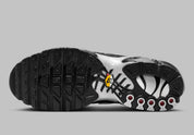 Sneakers Nike Air Max Plus Premium noires avec détails Reflective Silver en mesh technique et cage TPU avec amorti Tuned Air visible
