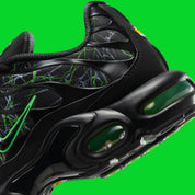 Sneakers Nike Air Max Plus Shattered Glass noires avec motifs effet verre brisé en mesh technique et amorti Tuned Air visible